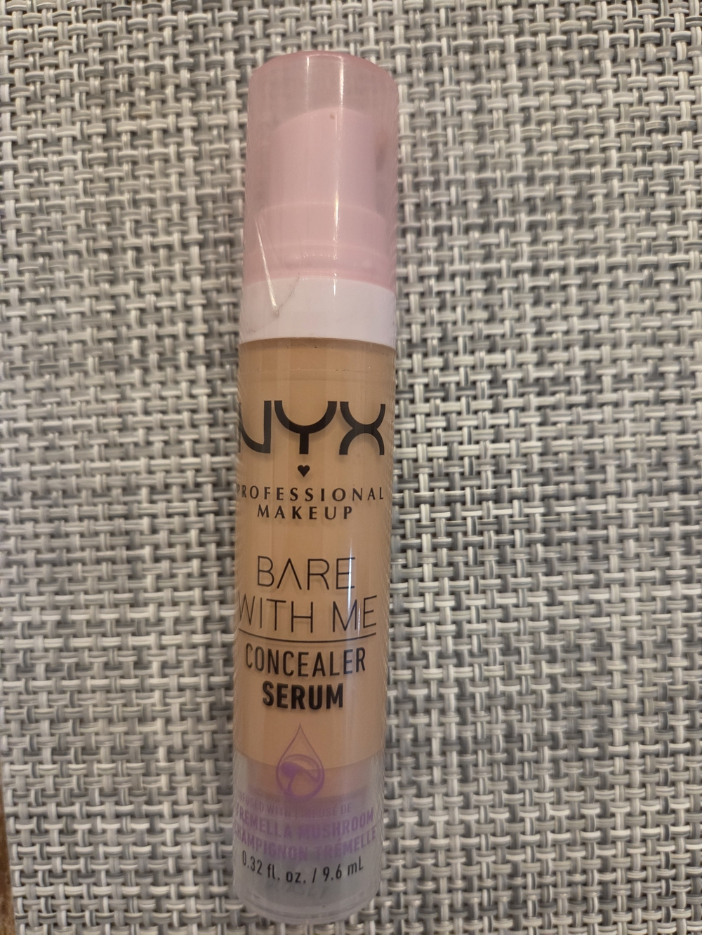 NYX Bare With Me Concealer Serum - Light Beige with Pink Cap